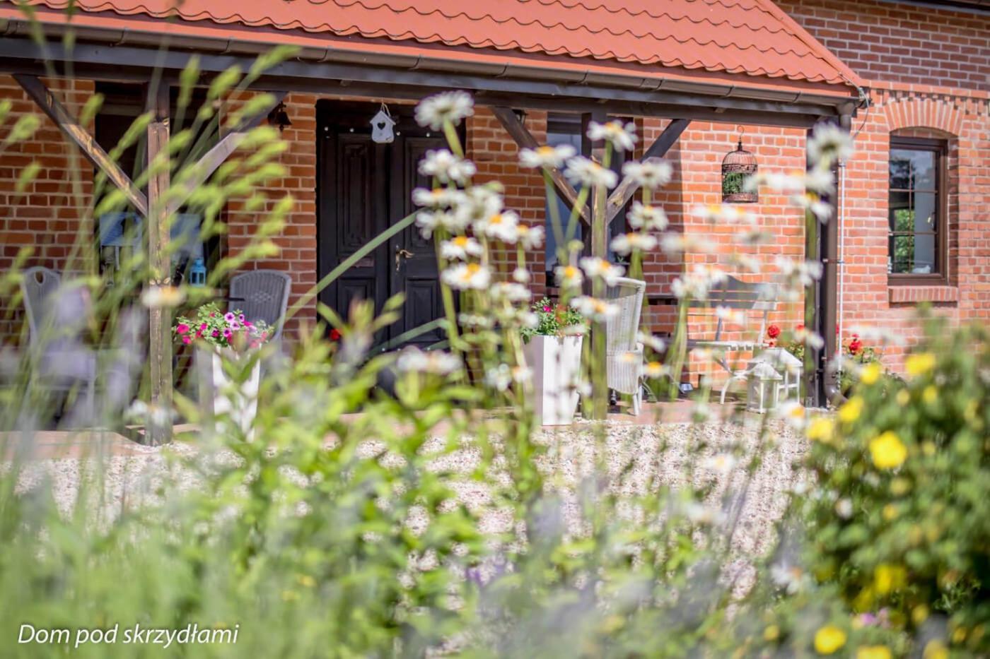 Bed and Breakfast Dom Pod Skrzydlami Gawliki Wielkie Exterior foto