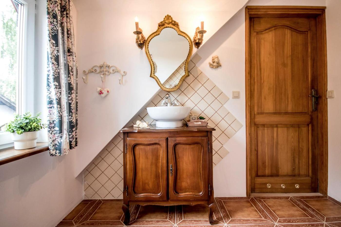 Bed and Breakfast Dom Pod Skrzydlami Gawliki Wielkie Exterior foto